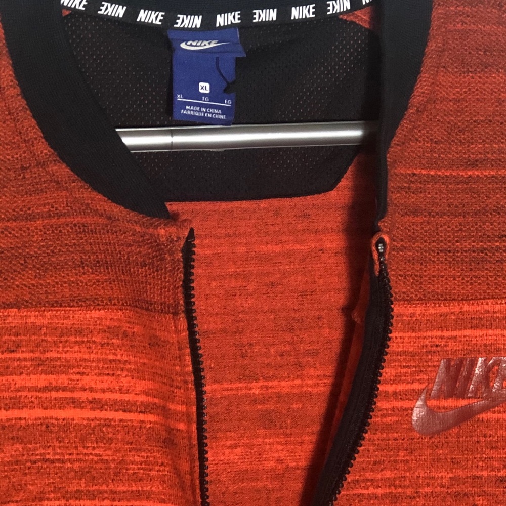 Nike flyknit jacket - Picture 3 of 4